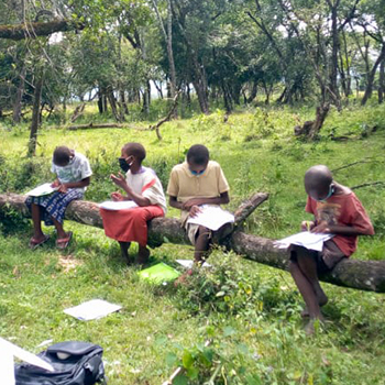 Bringing remote education to Kenyan children.