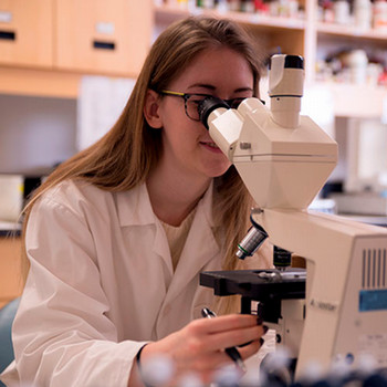 Laurier’s personalized science programs provide pathways to careers in healthcare